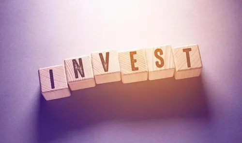 Qué hacer con 10.000 euros en 2026: las mejores opciones para invertir con poco riesgo