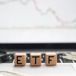 Mejores ETFs para invertir en 2026 desde España (guía completa para principiantes)